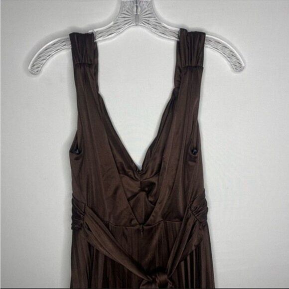 Xscape by Joanna Chen Brown Pleated Sleeveless Cocktail Formal Embellished 14 - Picture 8 of 12